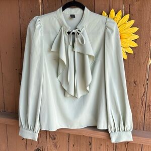 Elegant Green Blouse